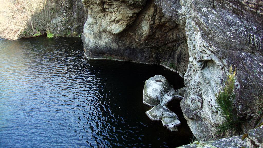 Susqueda Mas Els Terrats旅馆 外观 照片
